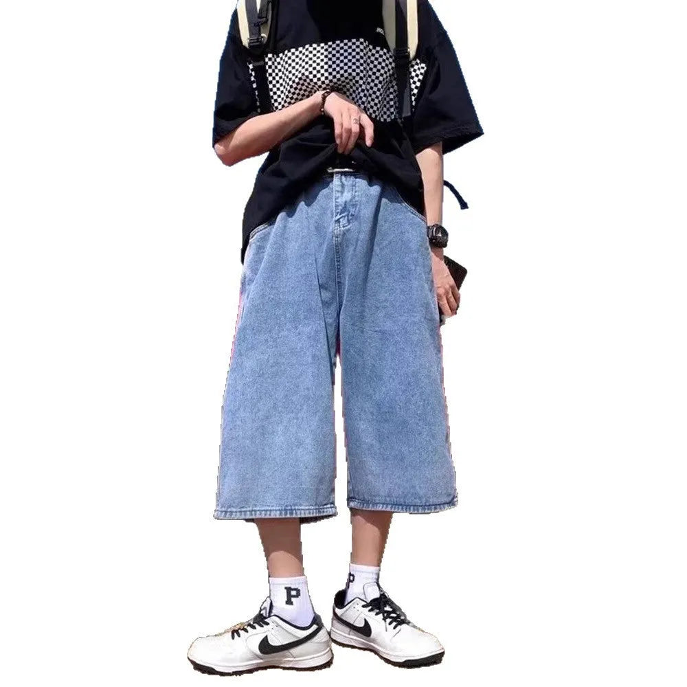 Men's washed blue denim pirate shorts with high-waist and cropped length design