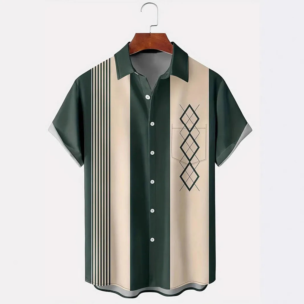 Men's plaid short-sleeved shirt with contrast lapel in loose regular fit
