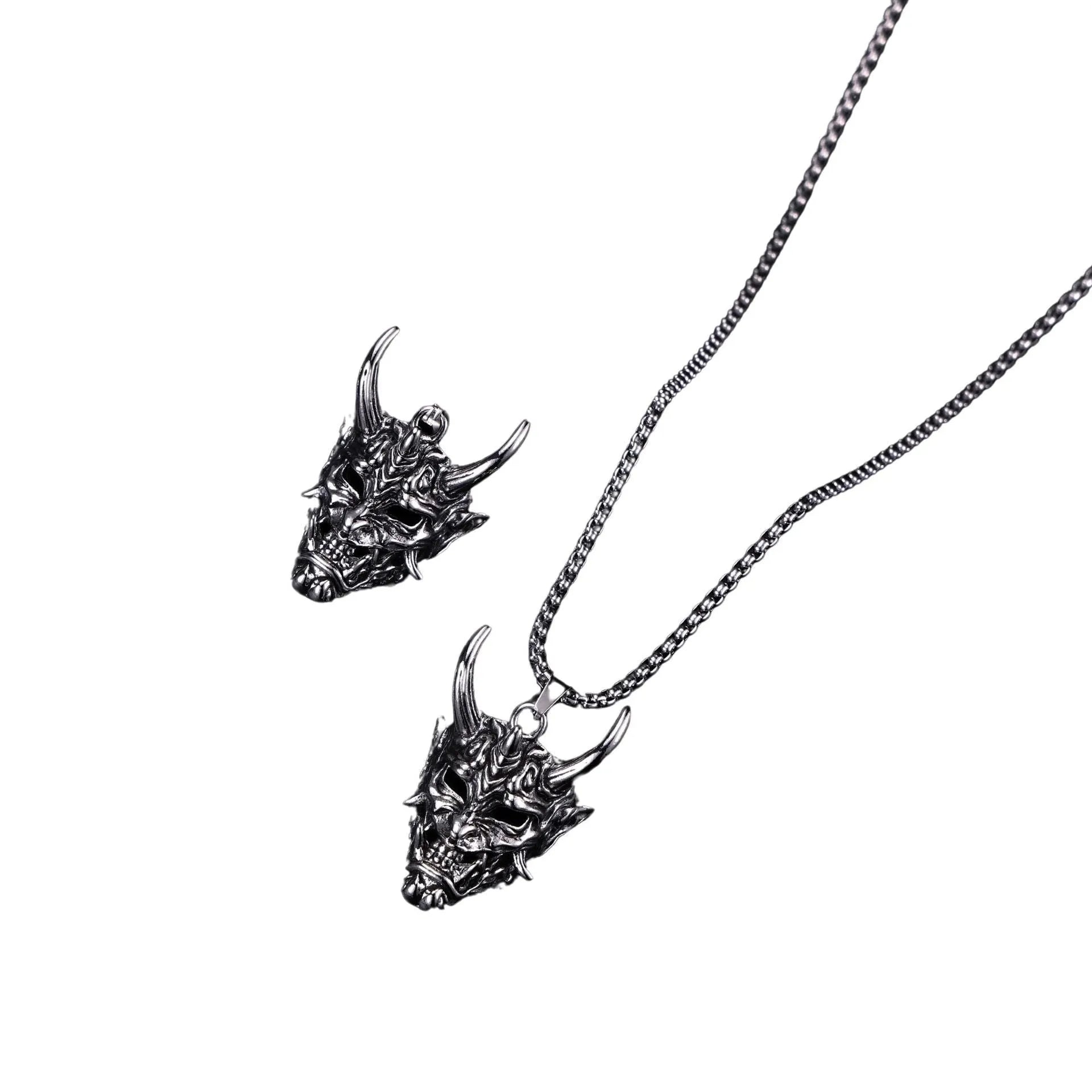 Men's silver vintage necklace with 40mm zinc alloy pendant and electroplated finish