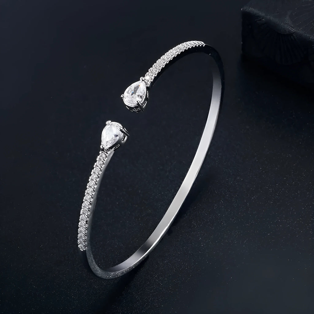 Multi-zircon bracelet with stones inlaid on copper base in white colour option