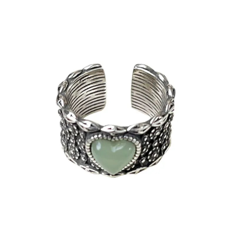 Retro wide-faced heart-shaped adjustable ring in white copper plated silver