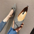 Women's pointed toe Korean-style shoes with low heel in black and red colour options