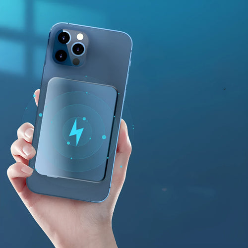 Silver aluminium Apple wireless magnetic power bank with 5000mAh capacity and USB-C port