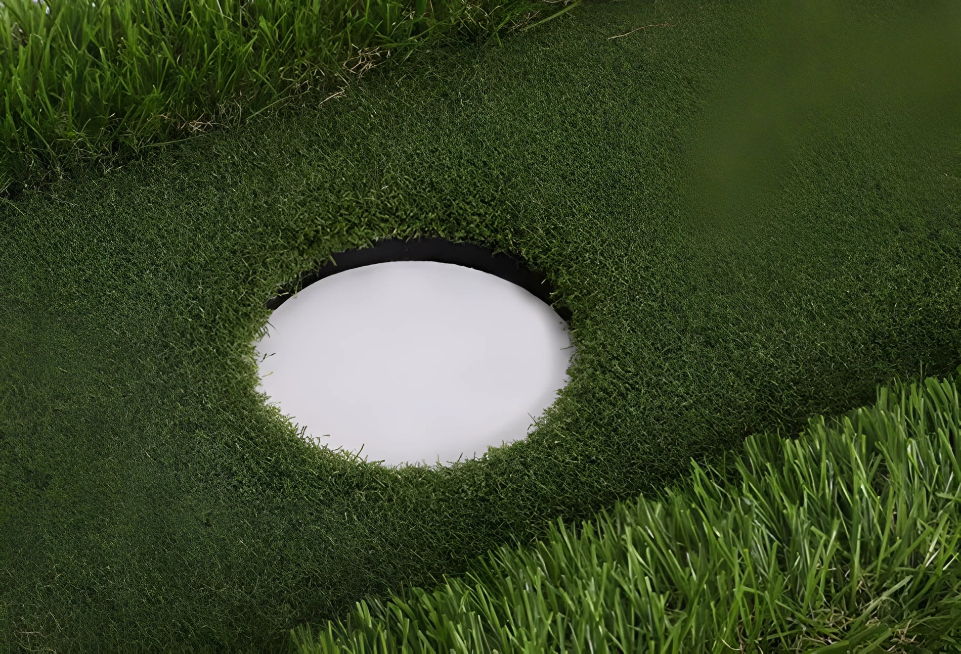 Green golf training mat with PP synthetic grass surface and EVA base in various size options