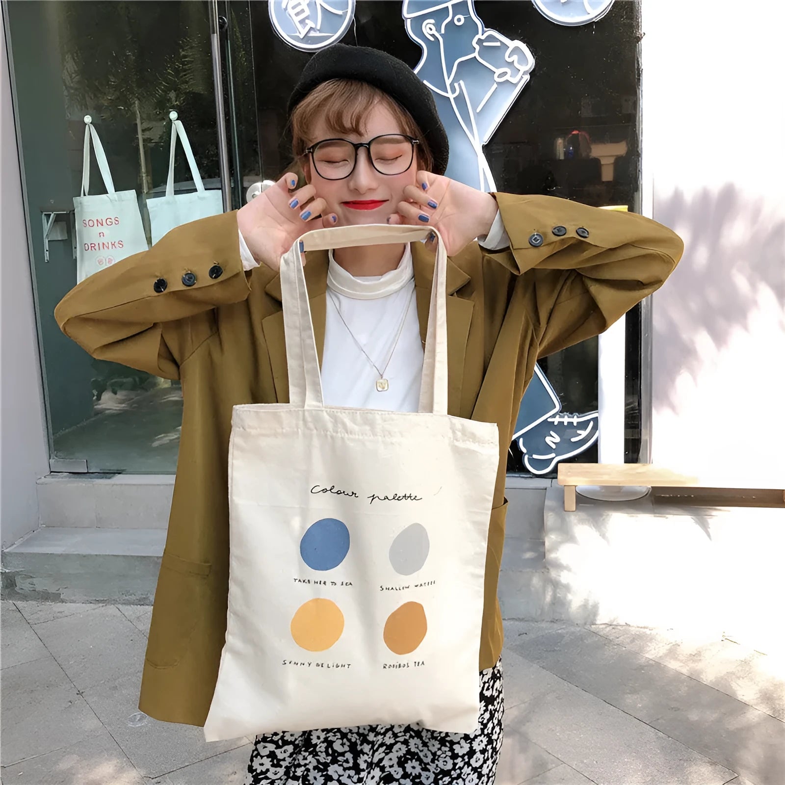 Women's geometric pattern canvas tote shopper bag with zipper closure in orange colour.
