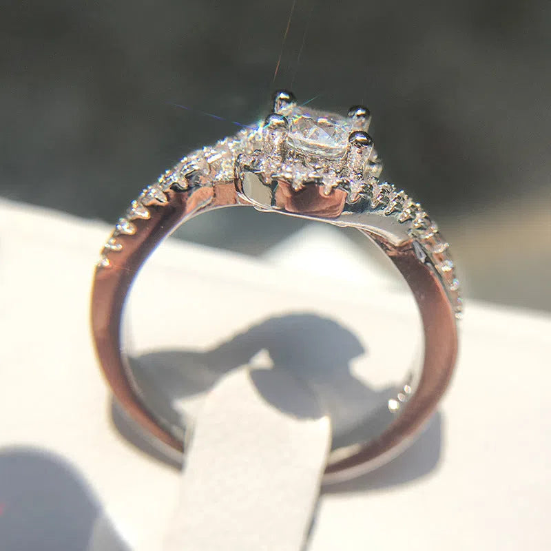 White copper ring with gold finish and 5mm inlaid zircon stone