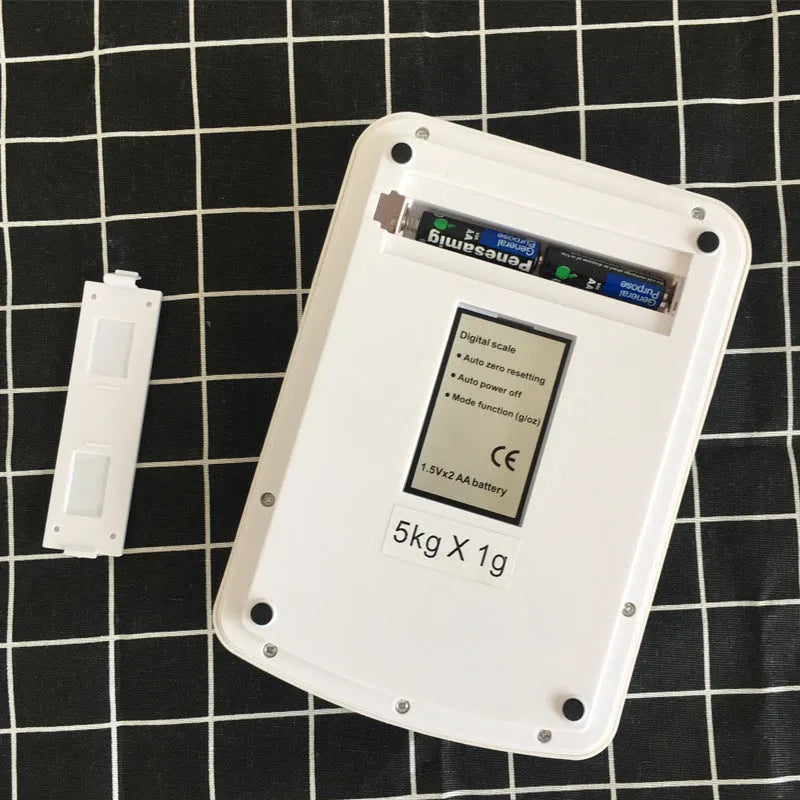 SF-400A electronic kitchen scale with digital display for food measurement