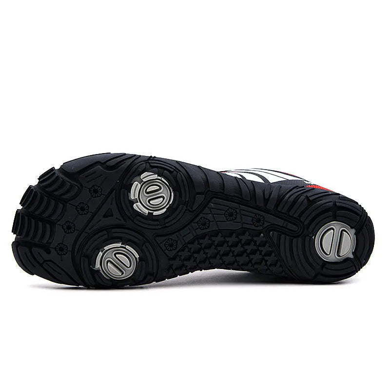 Men's quick-drying outdoor wading shoes in black with mesh upper and rubber sole.