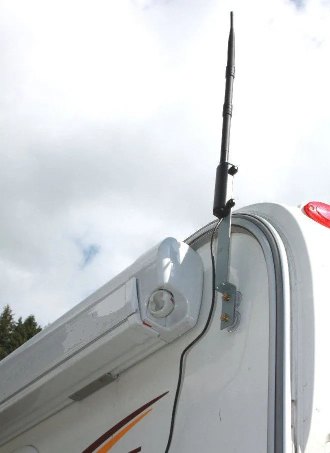 Black industrial-grade outdoor waterproof USB network card with 15DBI omnidirectional antenna for 3000 metre range