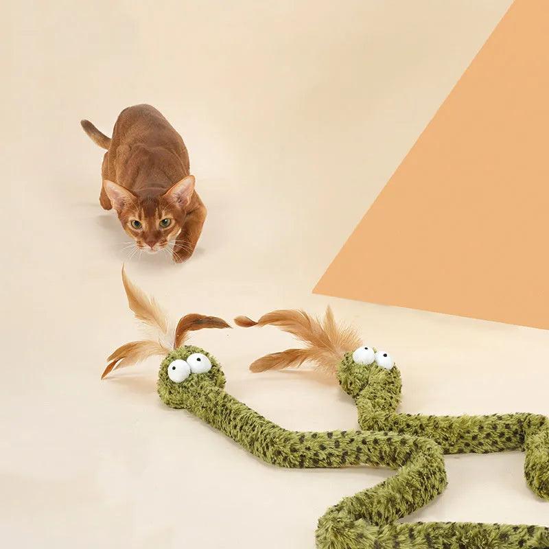 Green feather snake cat teasing stick on 140 cm pole with additional feather attachments