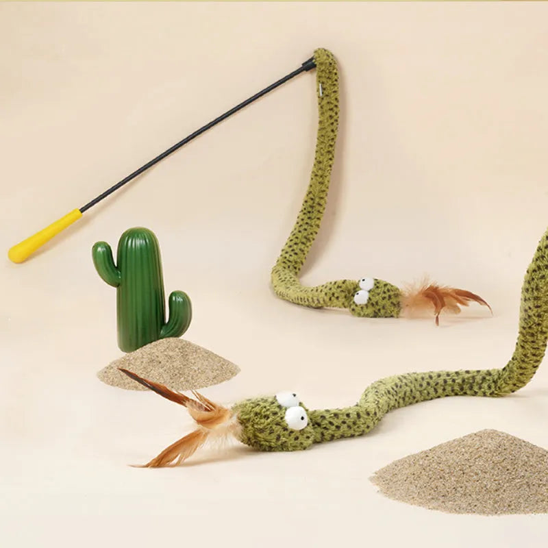 Green feather snake cat teasing stick on 140 cm pole with additional feather attachments