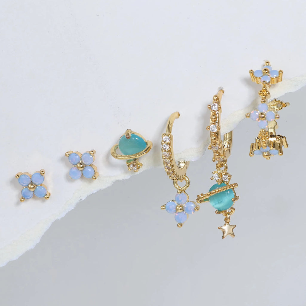 Flower-shaped zircon mosaic ear studs in Japanese Korean style with gold or silver finish