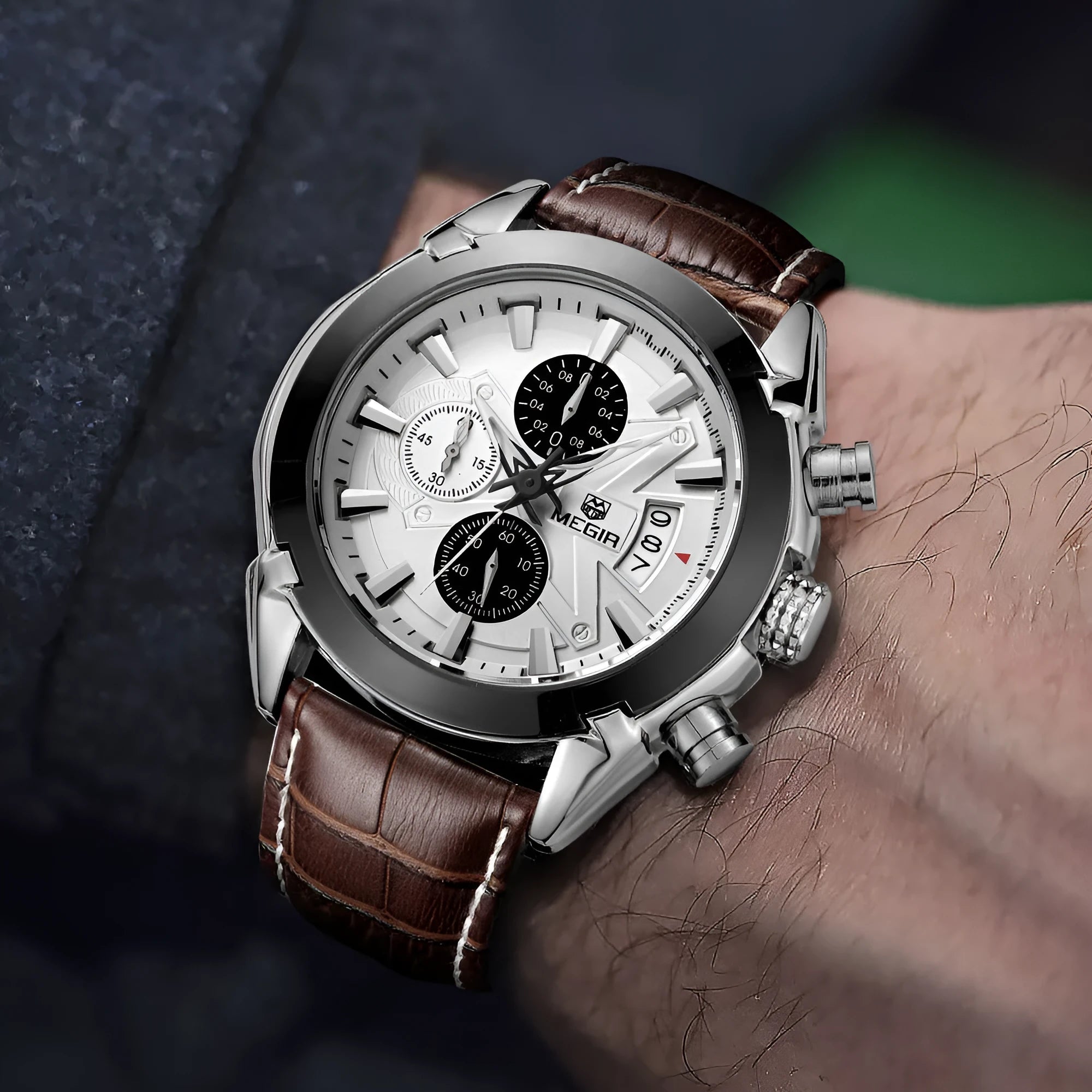 Men's multifunctional quartz watch with three-eye dial, luminous hands, waterproof case, 15mm thickness.