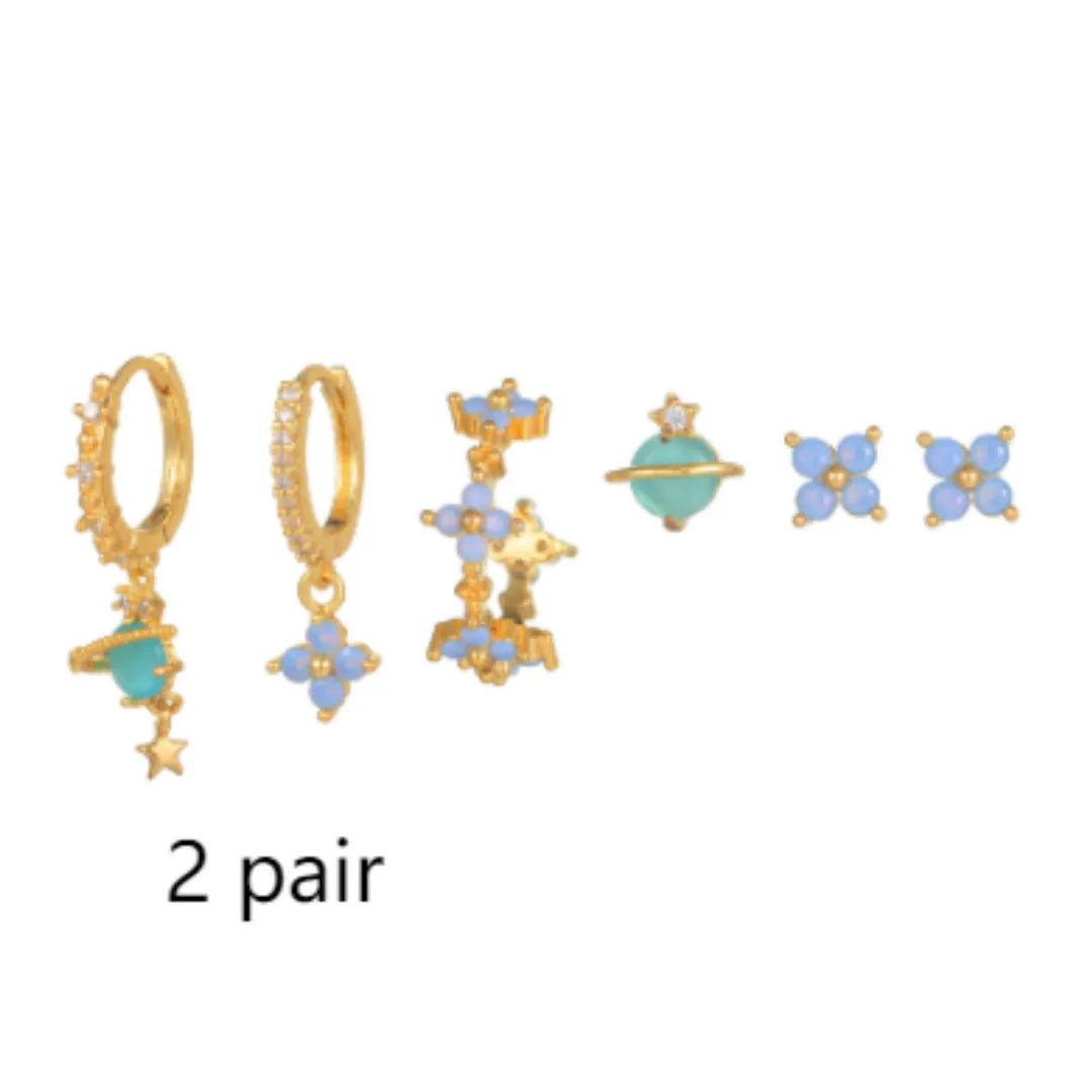 Flower-shaped zircon mosaic ear studs in Japanese Korean style with gold or silver finish