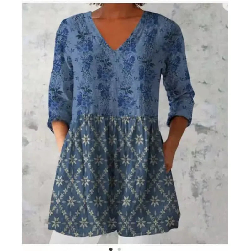 Women's printed wave dress with 3/4 sleeves and loose wide waist fitting in polyester fabric