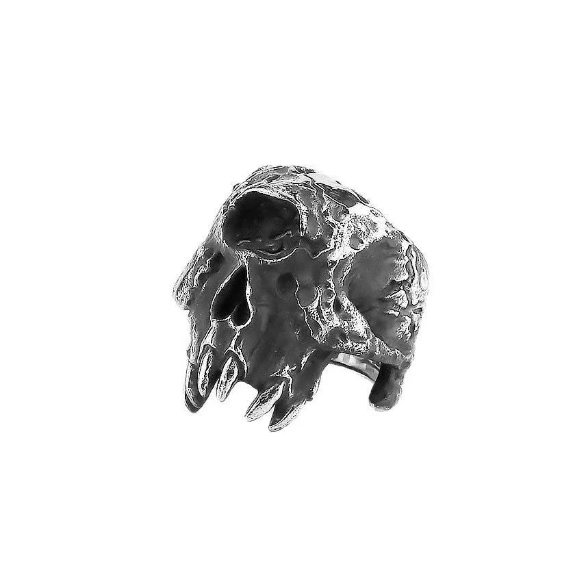 Alloy skull ring with one-eyed design in retro hip hop punk style, electroplated metallic finish