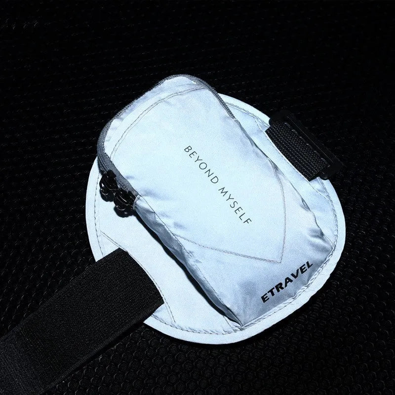 Reflective running arm bag with 7 inch capacity for outdoor sports
