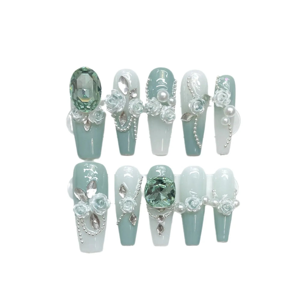 Wear Armor Green plastic nail armour with camellia gradient chain and diamond pattern