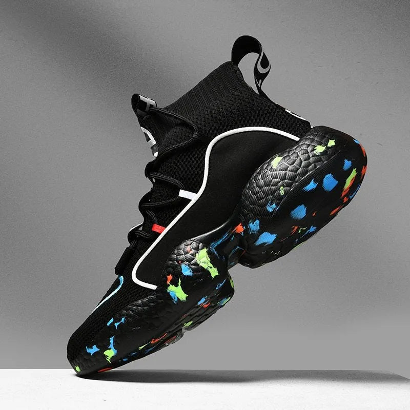 Men's camouflage pattern sneakers with mesh upper and rubber sole in black or white.