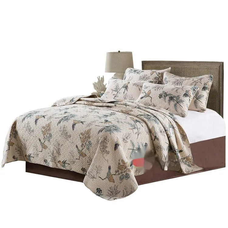 Quilted cotton bed cover set with printed pattern on 1.5-1.8m bed including two pillowcases