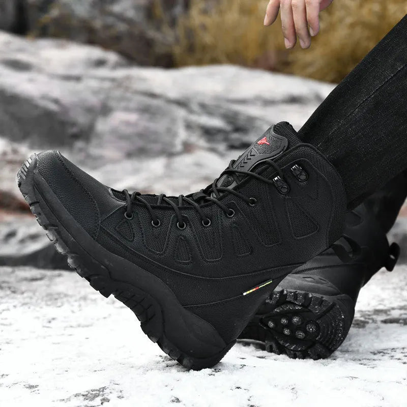 Men's cowhide hi-top hiking shoes in beige, a breathable platform sneaker for outdoor activities.