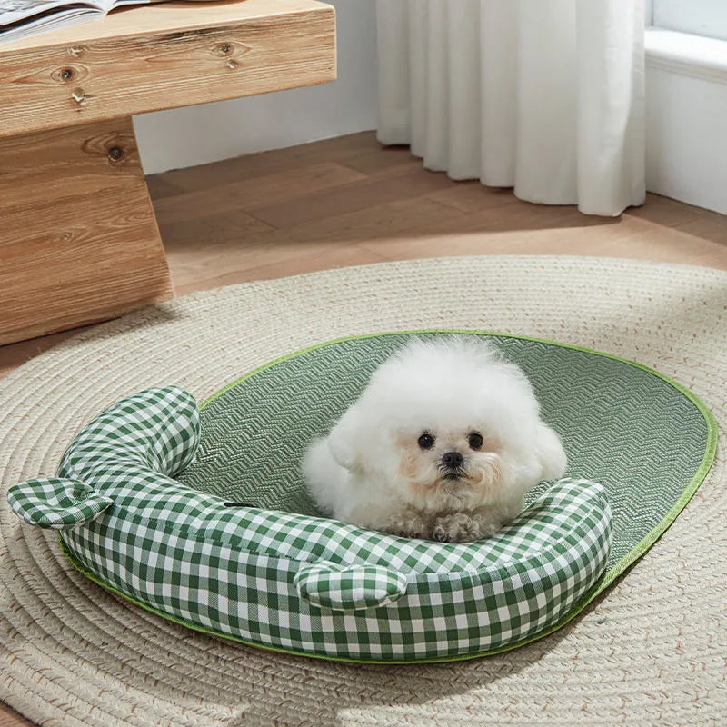 Four-season dog mat and cat nest in green or yellow showing four size options with weight recommendations