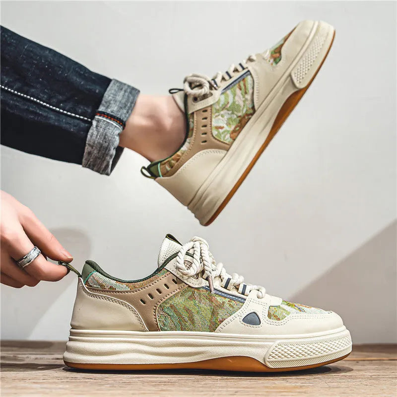 Canvas casual shoes with round toe and flat heel in Milan green colour