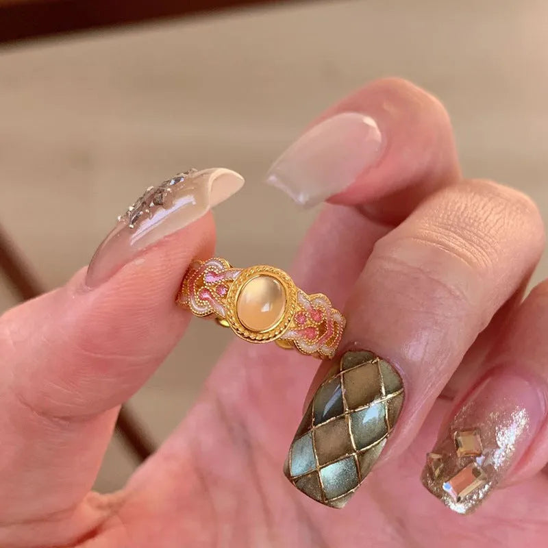 Geometric open mouth ring for women in pink crystal enamel on gold-plated copper