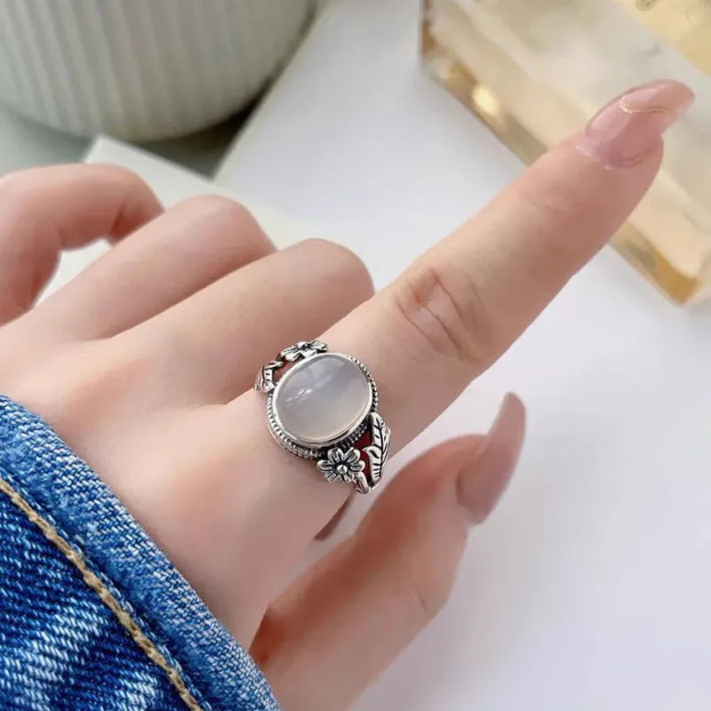Adjustable open mouth vintage copper ring with white chalcedony colour and U-shaped design