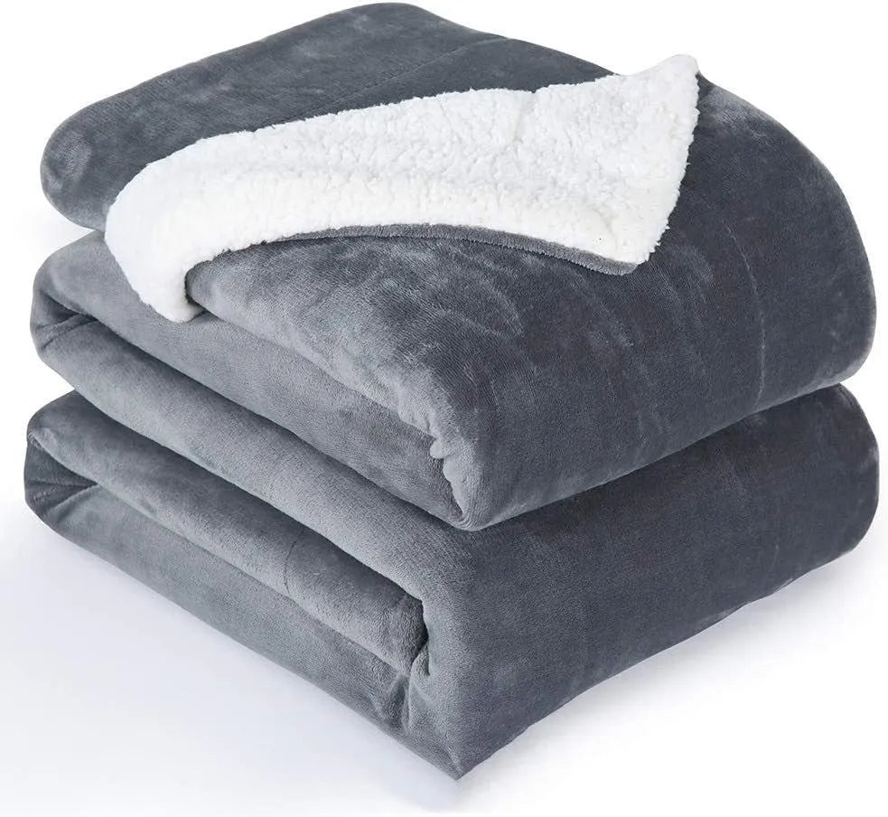 USB electric heating blanket in grey and white measuring 70cm by 100cm
