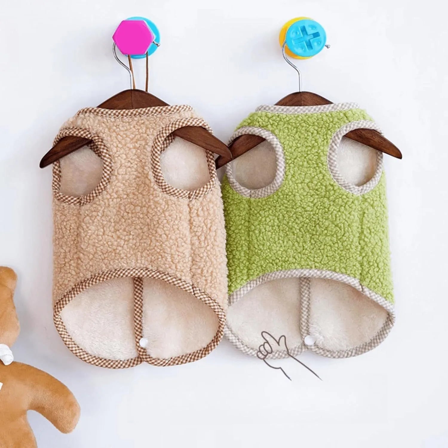 Green dog sweatshirt vest with coral fleece lining and leash ring for small pets