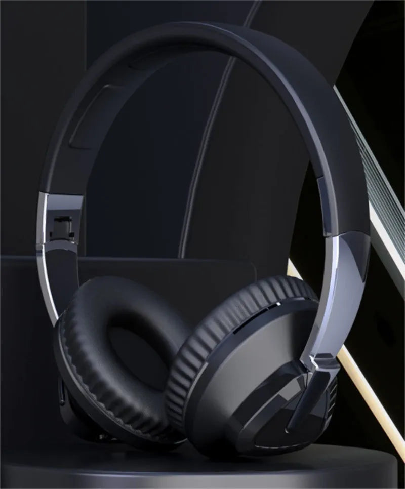 H3 wireless stereo headset with over-ear design in black colour showing ear cushions and headband