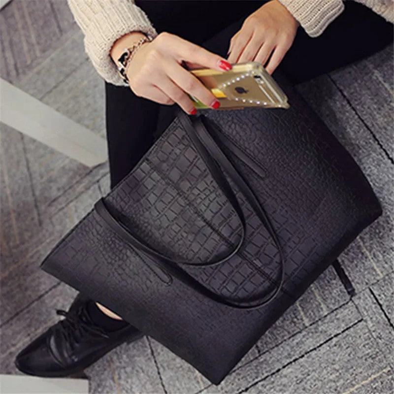 Simple black or grey fashion shoulder bag for women, spring summer 2021 collection