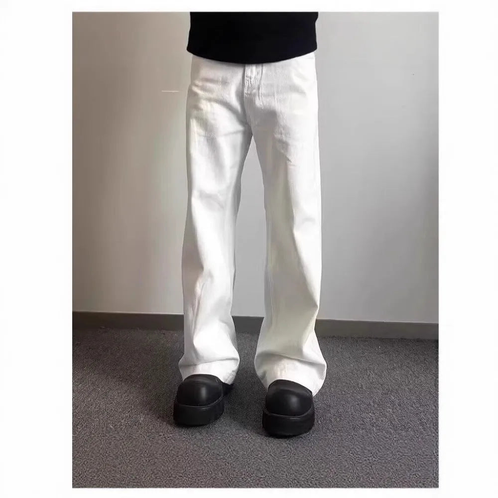 Men's white straight-leg cotton denim jeans with mid-waist and zipper fly