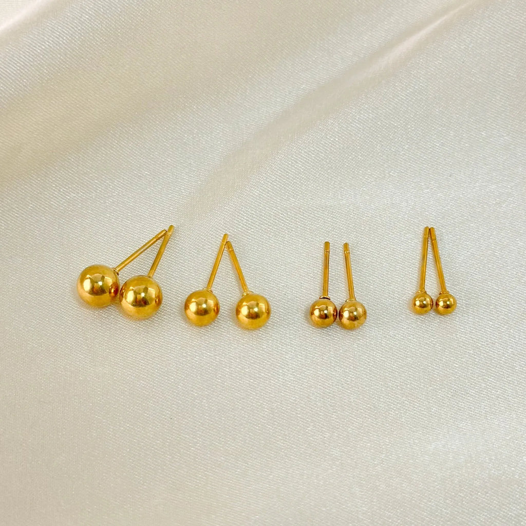 Stainless steel 18K gold-plated ball stud earrings in geometric round design