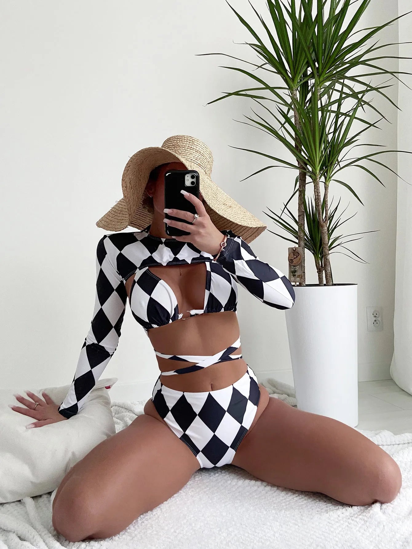 Ladies three-piece plaid pattern long sleeve bikini swimsuit set