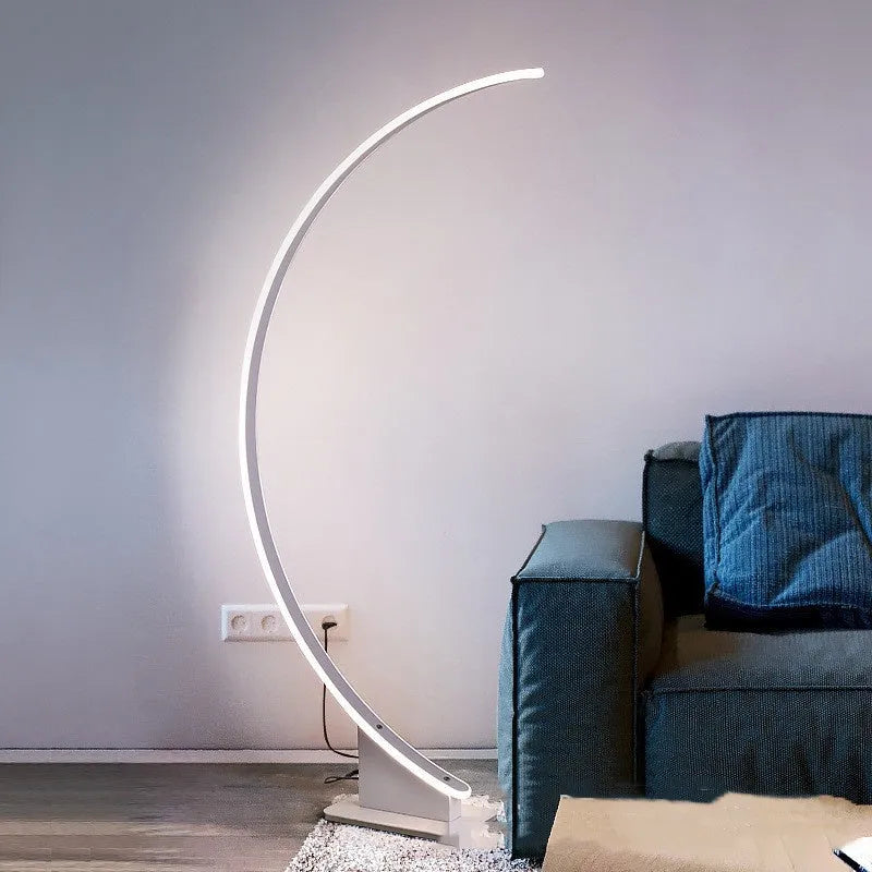 Nordic curved line floor lamp with silicone lampshade in white, aluminium alloy body