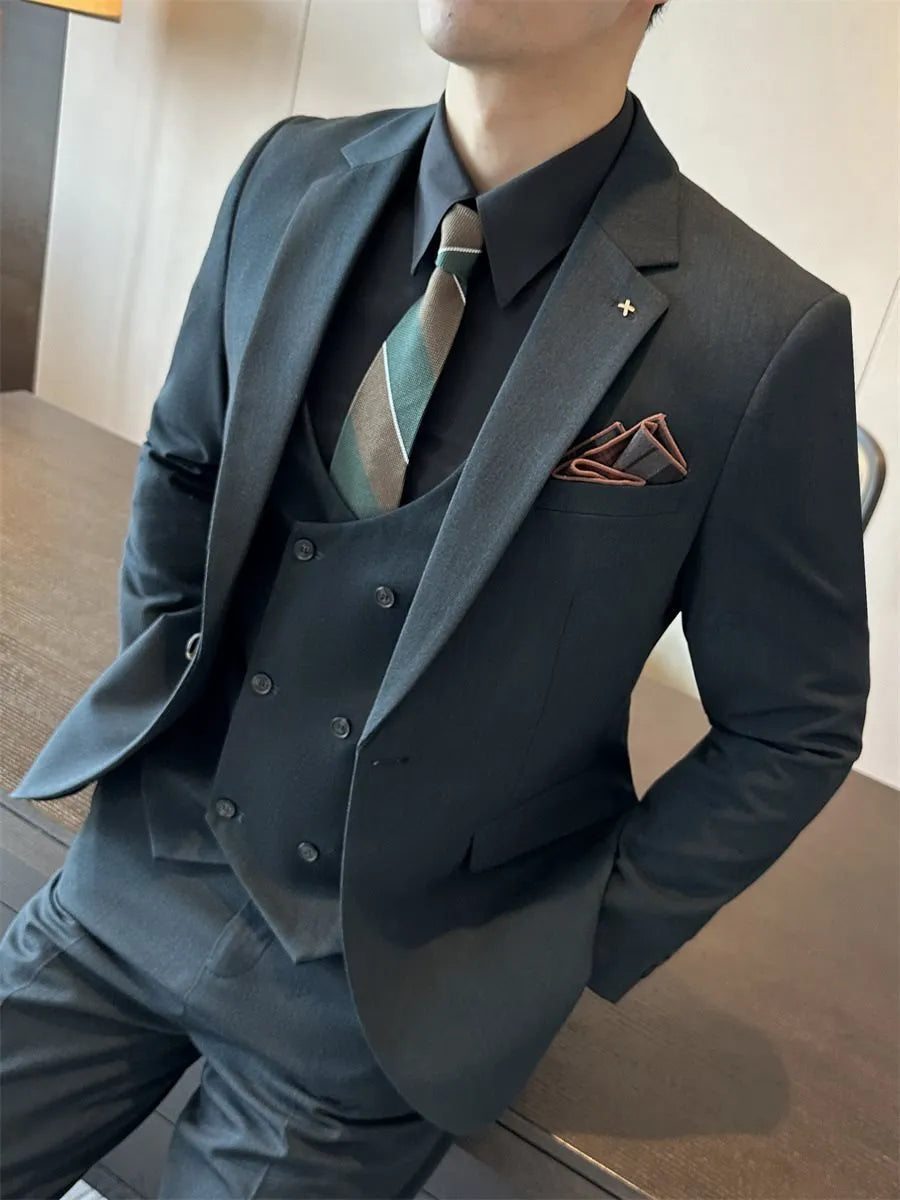 Men's slim fit formal blazer in chemical fibre blend fabric available in extended sizes