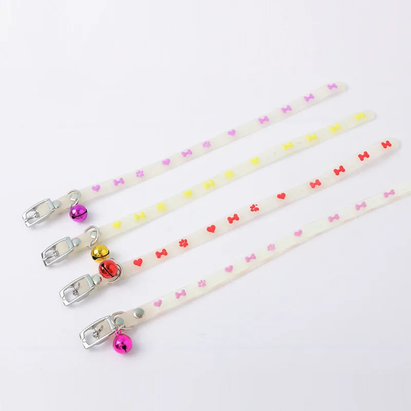 Adjustable luminous cat collar with silicone chain and metal bell in nighttime visibility design