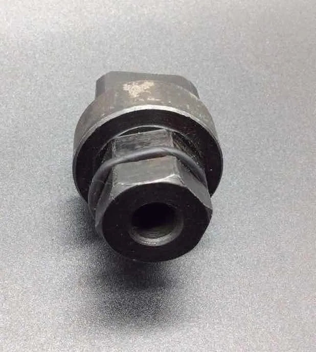 Aodi T40058 crankshaft rotating sleeve timing tool with adapter showing directional arrows and diameter variations