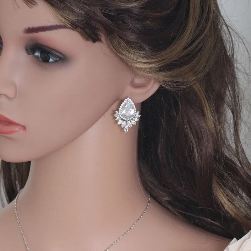 AAA formal jewellery set with necklace and earrings for bridal banquets, in blue, red, and white options.