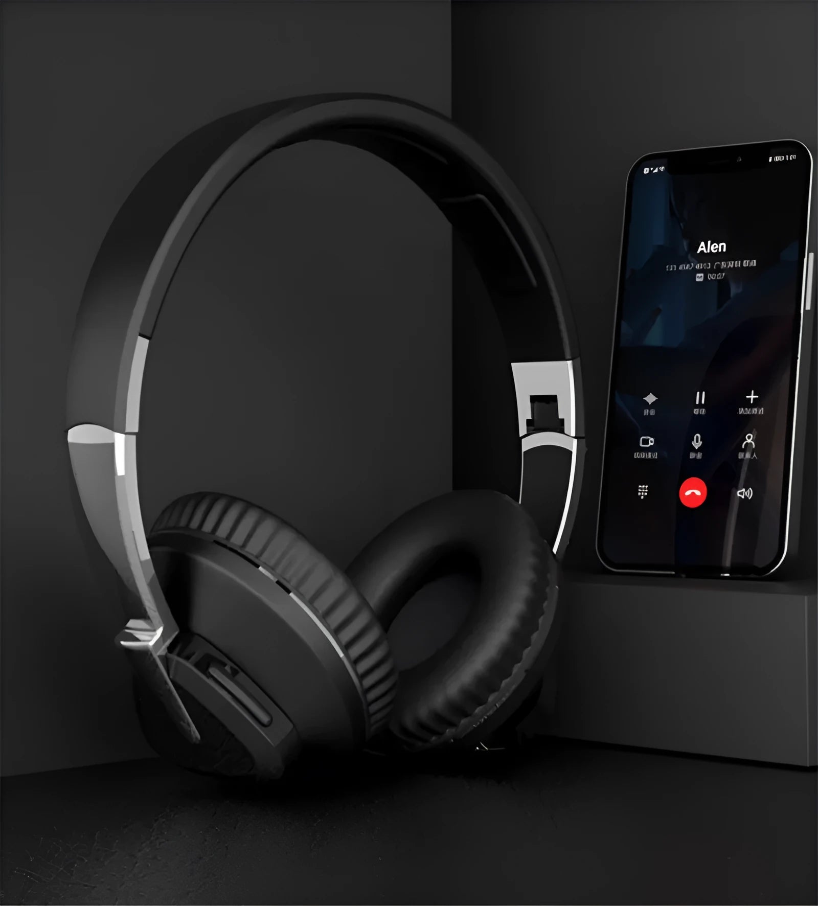 H3 wireless stereo headset with over-ear design in black colour showing ear cushions and headband