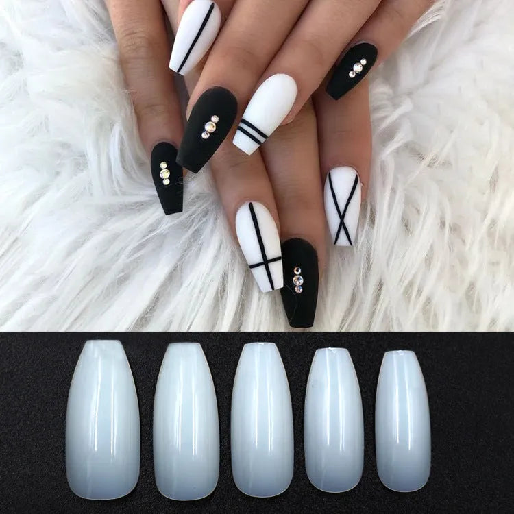 500 transparent natural fake nails in 10 sizes with certified ABS material