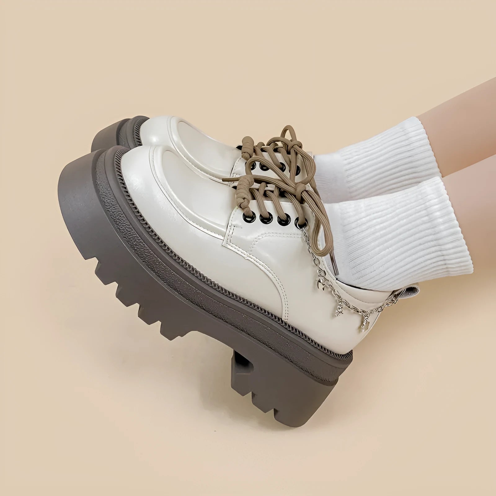 White women's Mary Jane platform shoes with chunky heel and front lace-up in XINGX Bear colour.