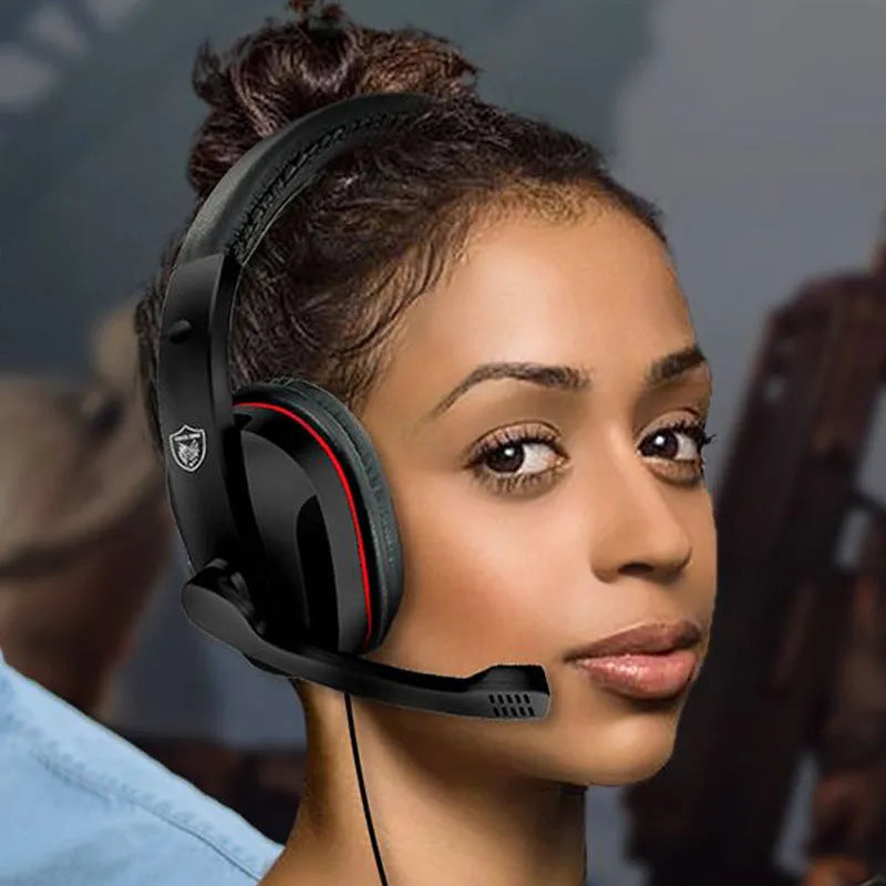 Black wired gaming headset for PC with 6.3mm plug and 40mm drivers