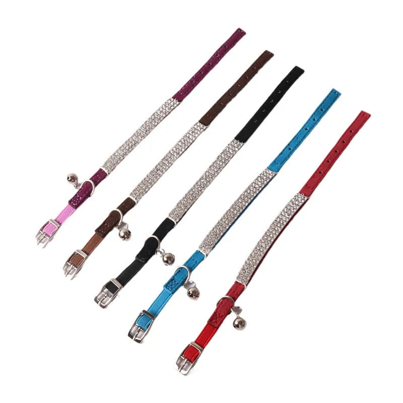 Elastic buckle cat collar in six colours with soft flocking material