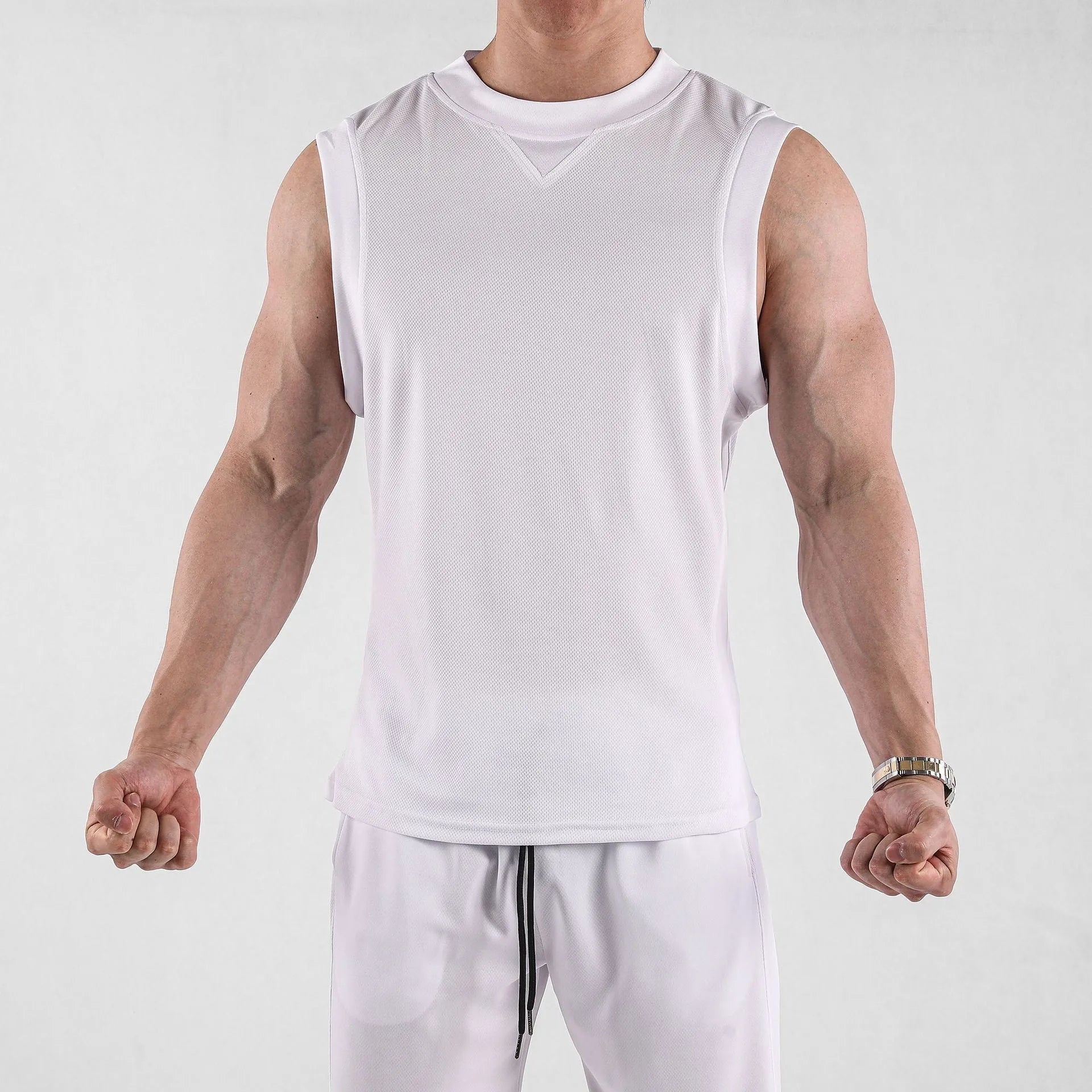 Men's loose black summer fitness vest with quick-dry stretch fabric