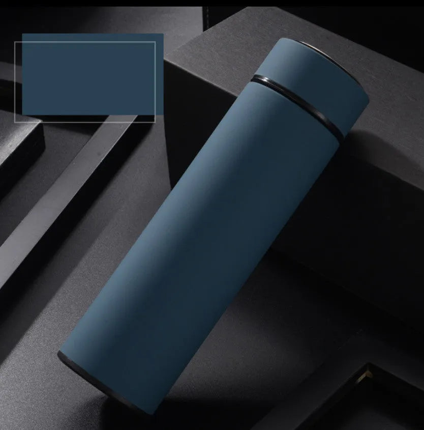 Black stainless steel water bottle with double wall vacuum insulation and arrow mouth, 450ml capacity.