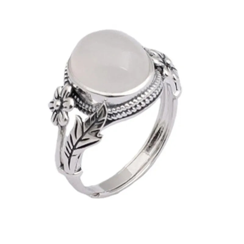 Adjustable open mouth vintage copper ring with white chalcedony colour and U-shaped design