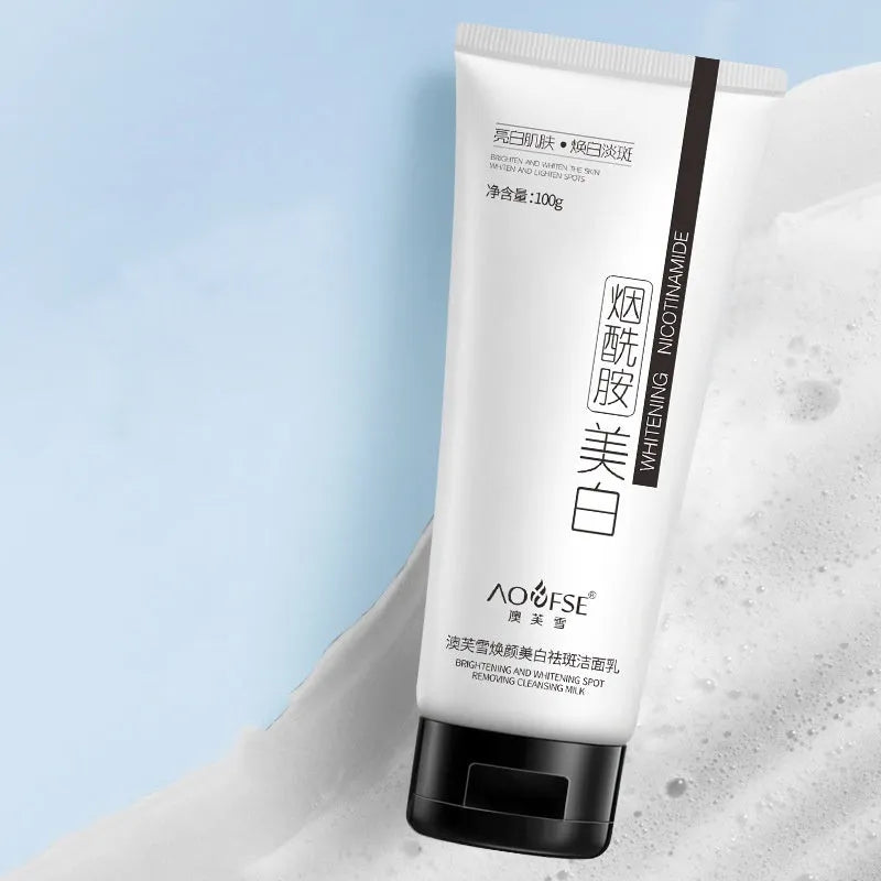 100ml whitening freckle removing facial cleanser bottle with pore cleansing formula